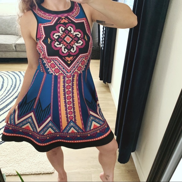 Flying Tomato Dresses & Skirts - Flying tomato geometric sleeveless dress medium